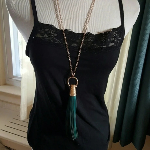 Chic tassel necklace New‎ - Picture 2 of 2
